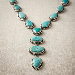 Women's Vintage Turquoise Statement Set | Elegant Necklace & Earrings